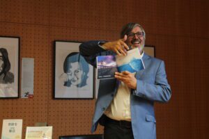 António Cordeiro apresenta livros e partilha percurso na Biblioteca