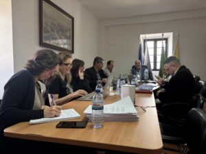 Reunião de Câmara em São Lourenço do Bairro destaca infraestruturas e agenda cultural