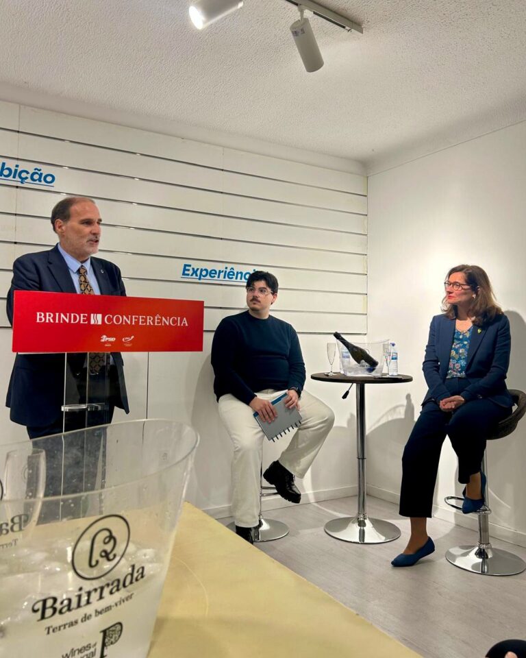 JSD Anadia trouxe Secretária de Estado para o primeiro “Brinde-Conferência”